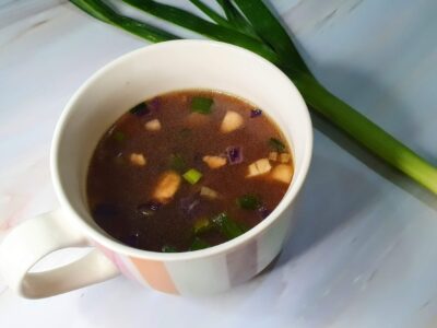 Vegetable and Leek onion clear soup